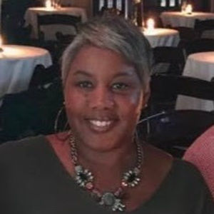 Meet your Posher, Nina